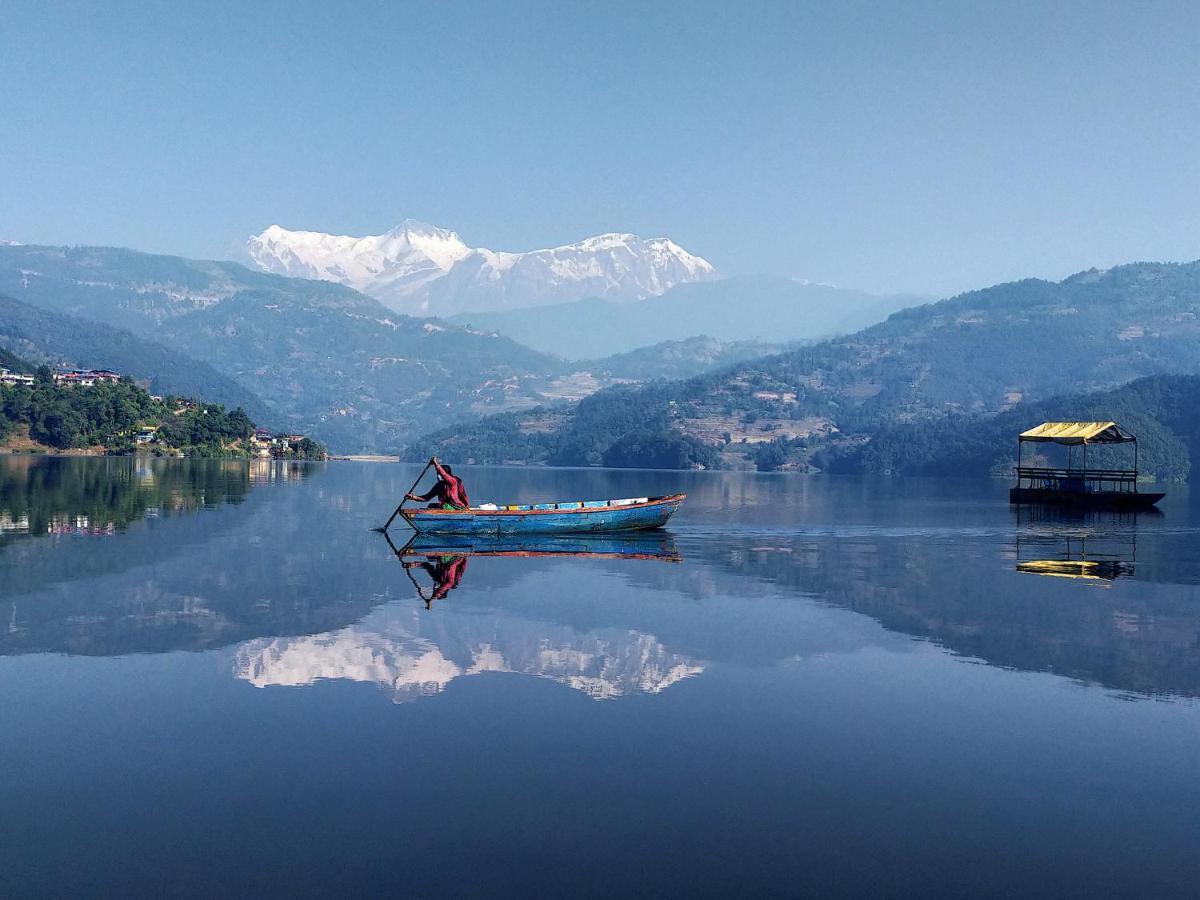Pokhara Youth Hostel Bagian luar foto