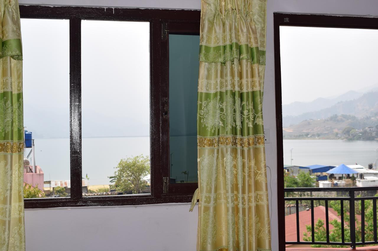 Pokhara Youth Hostel Bagian luar foto
