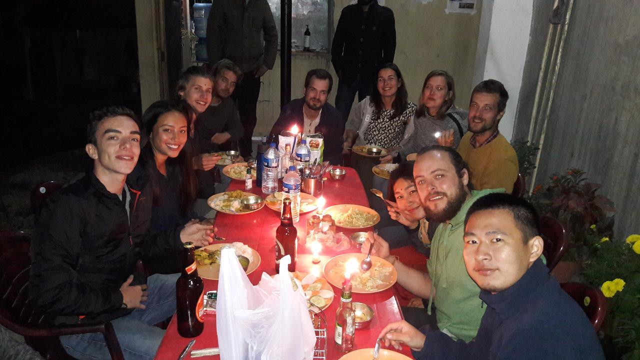 Pokhara Youth Hostel Bagian luar foto