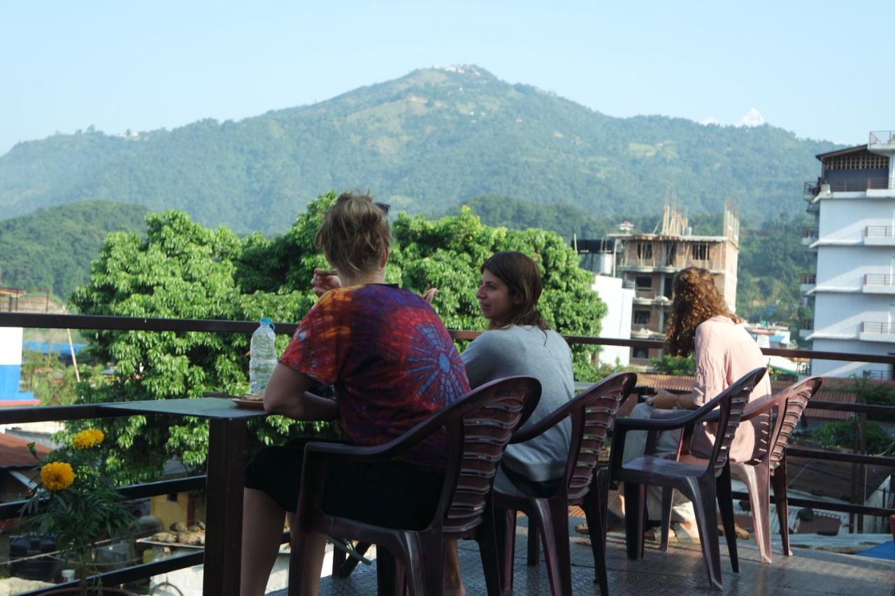 Pokhara Youth Hostel Bagian luar foto